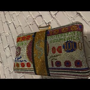 Clutch/cross body money bag